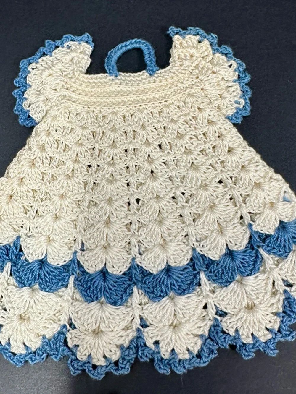 Lot of 6 Vintage Hand-Crocheted Pot Holders & Doilies White Pink Blue A3